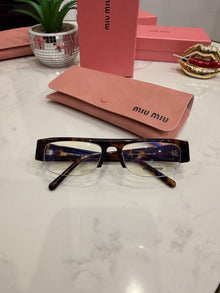 M - Spotted